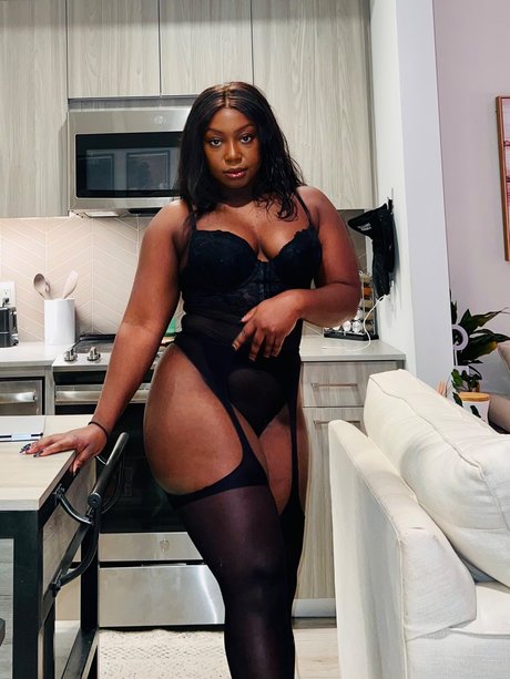 Dark Skin Desires model nudes photos