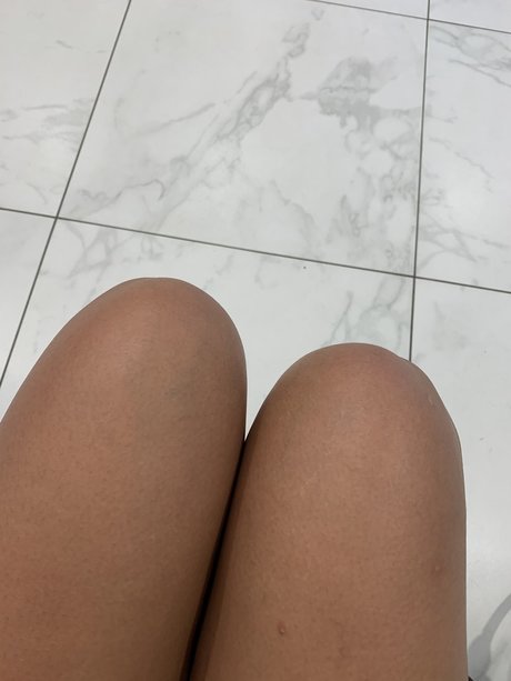 French sexy girl star exclusive pictures