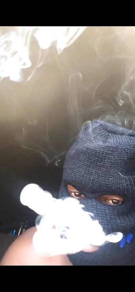 _Black star pretty picture