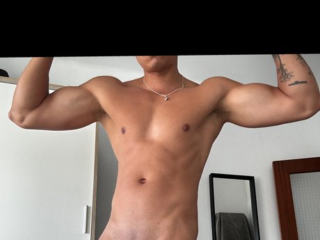 Nano Maso pretty model galleries