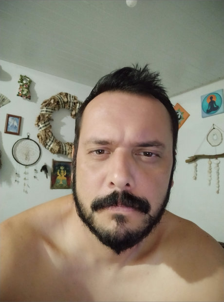 Daghda Cosant ir Dandelion model xxx pics