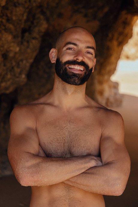 daro naked adult star pictures