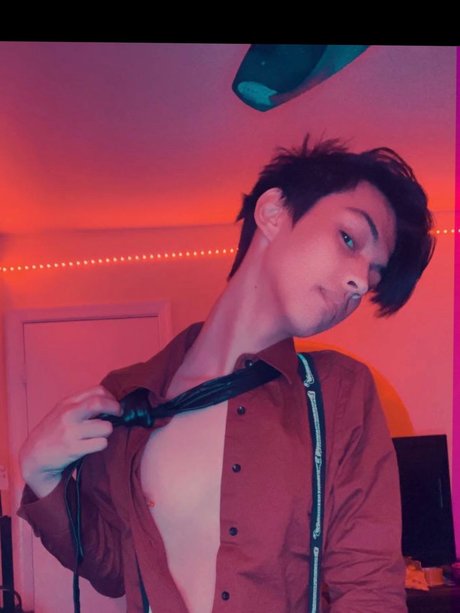 Robin Wonder actress img