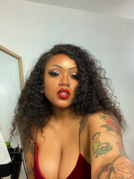 _Goth Step Mom_ top actress gallery