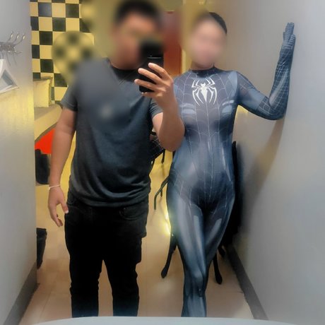 CnxNylon pretty actress gallery