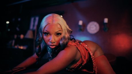 Ally Hocaine nice actress pic