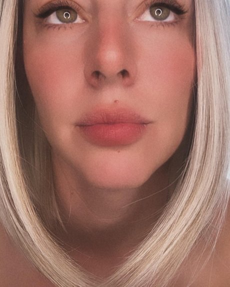 Nan erotic pornstar pictures