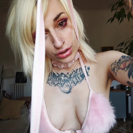 Nana kuroi xxx model galleries