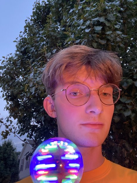 Cameron Keene model beautiful images