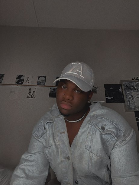 Nathaniel Duvale top pornstar picture