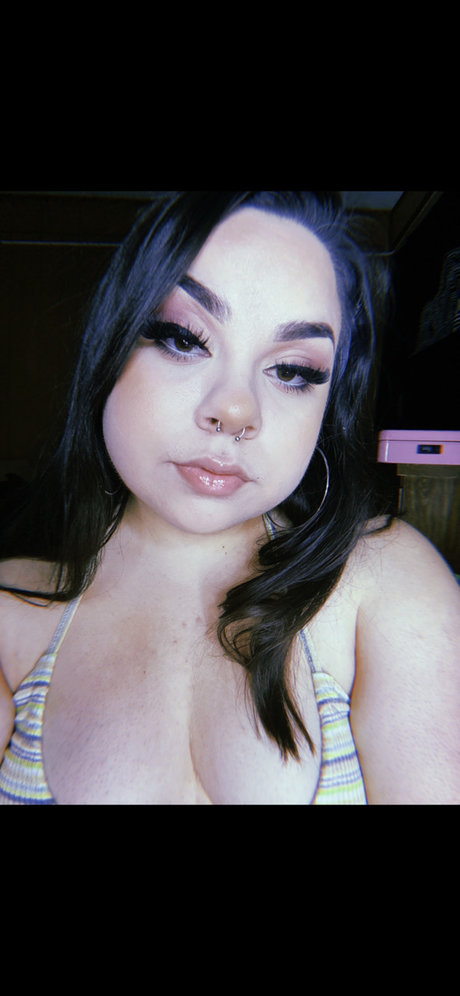 Natalia Escobedo naked star img