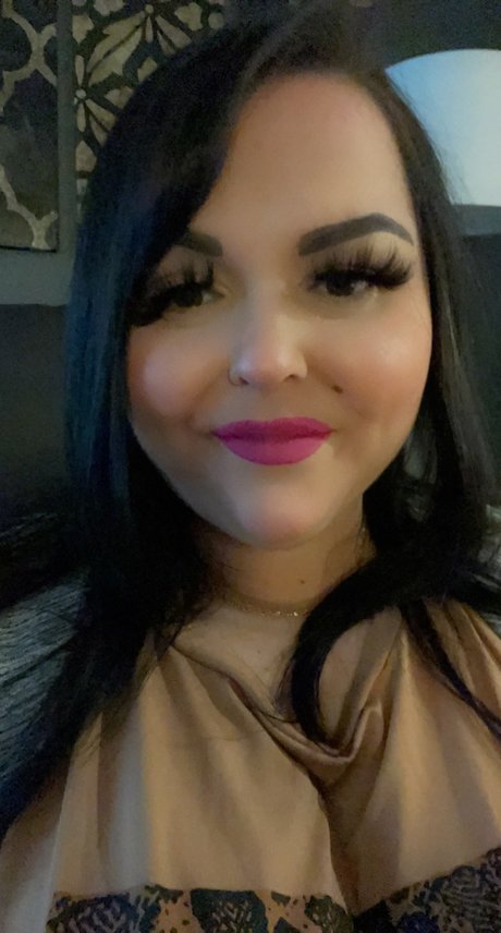 Natalicious naked model pics