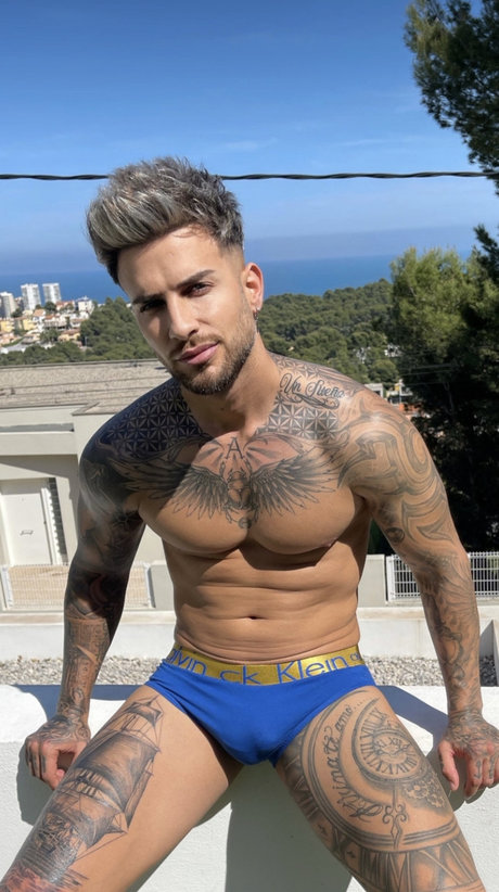 Cristian Del Valle_ high quality star picture