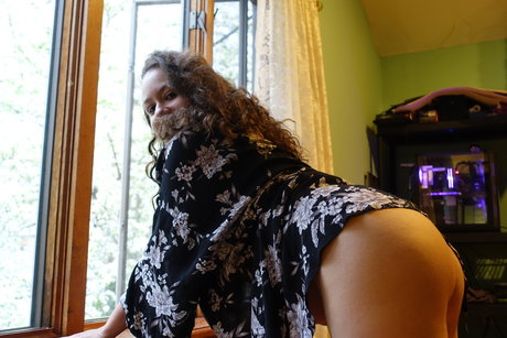 Natalia rose beautiful star pic