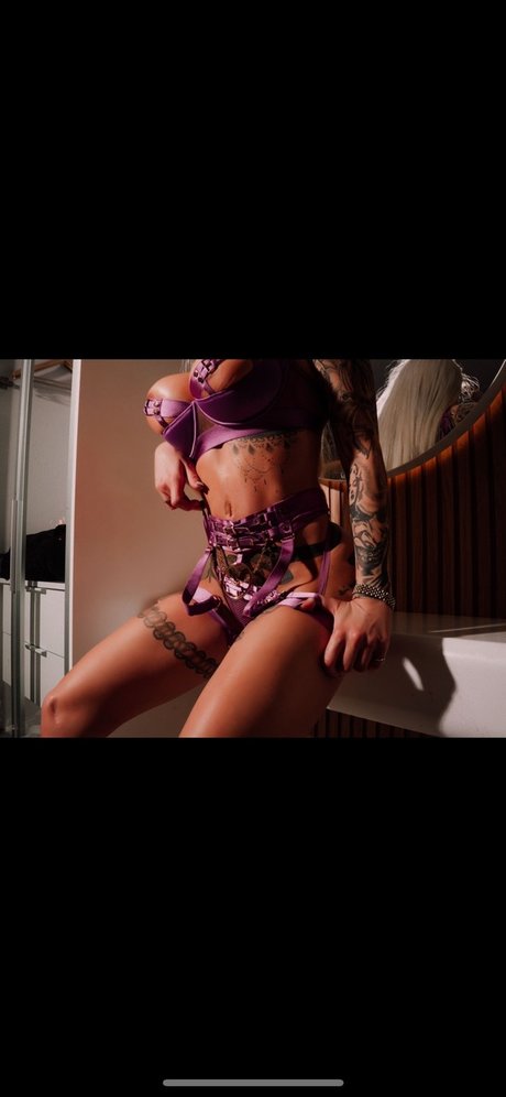 Natalia Karam pornstar xxx gallery