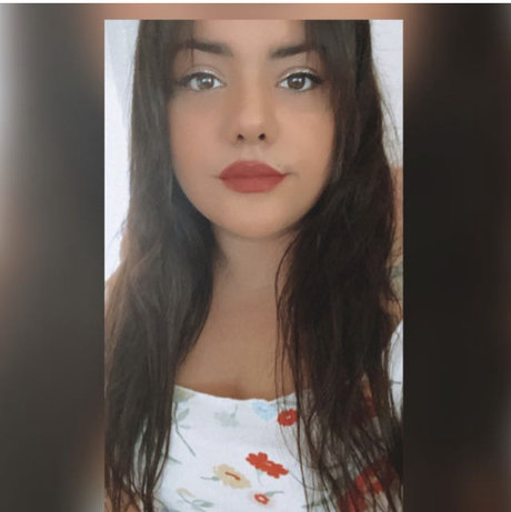 CurvyGirl 30 sex model pic