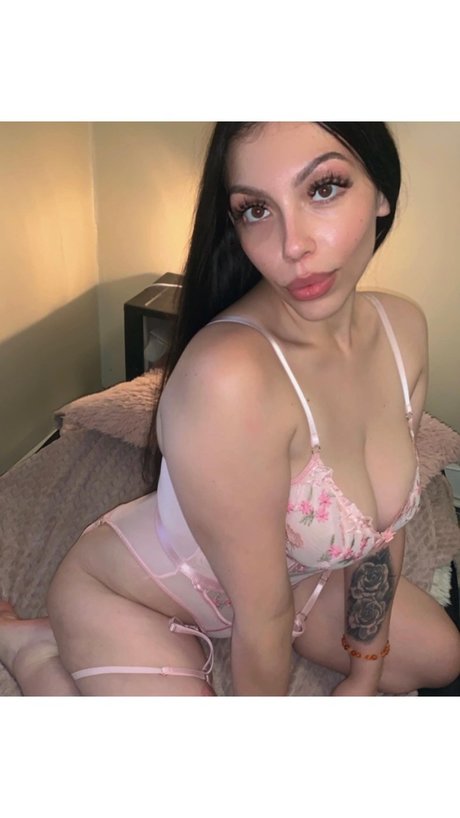 Fiji Splash_ pornographic model photos