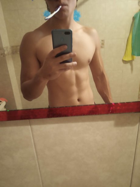 Chris for FREE pornstar erotic photo