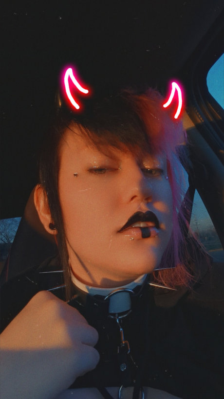 Cryptic star exclusive photo