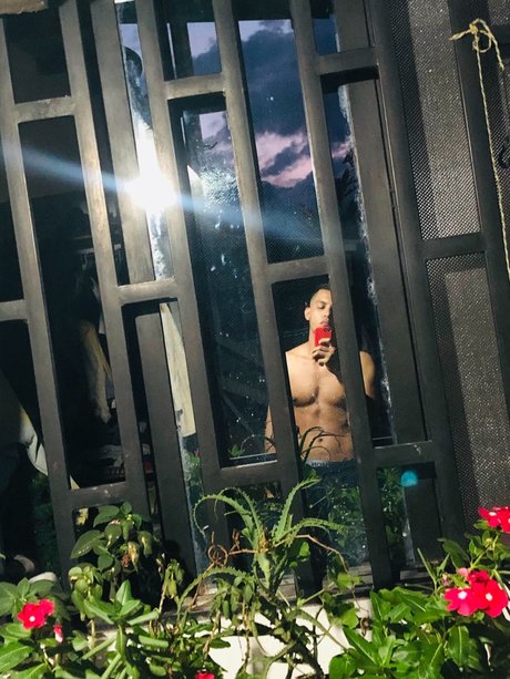 Carlos Blandon Vergara nude model image