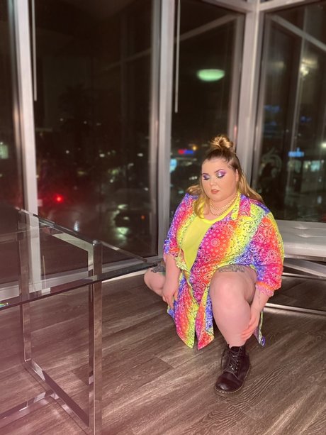 Curvydreamz star free image