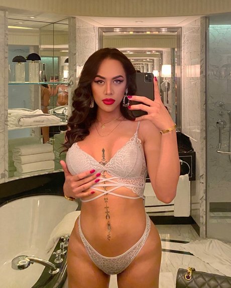 Pariss Ji yon star best picture