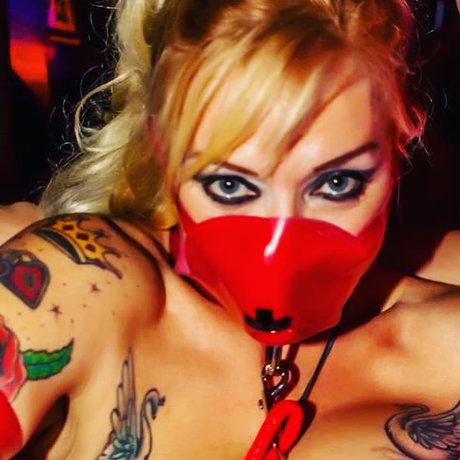 Irresistible Iris star exclusive img