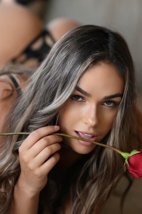 Beverly Baker model pornographic images