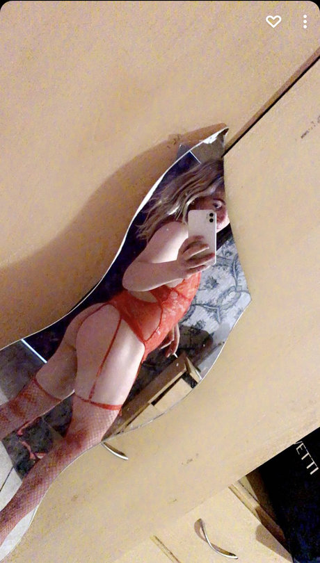 Hornygirlchloe_ star hot pictures