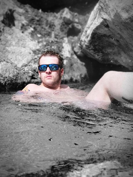 Dy lan King star sexy archive