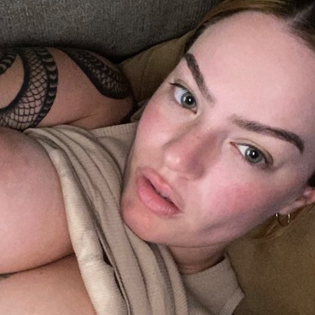 Lonna Love naked pornstar images