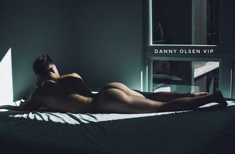 Danny Olsen VIP 5_ sexy model image