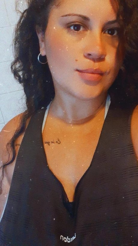 Nesuko Baby exclusive model photo