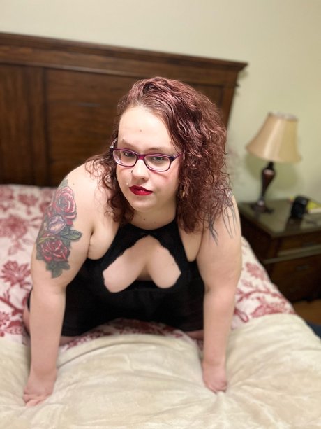 Nessa Reina sexy pornstar image