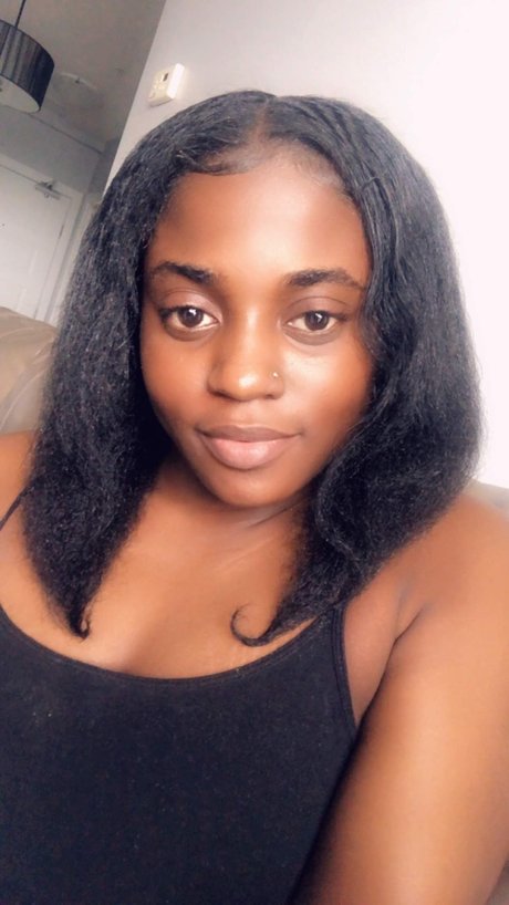 Chocolate Strawberry_ pornstar beautiful img