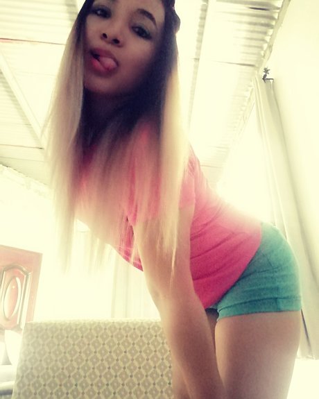 Ivanka21 erotic actress picture