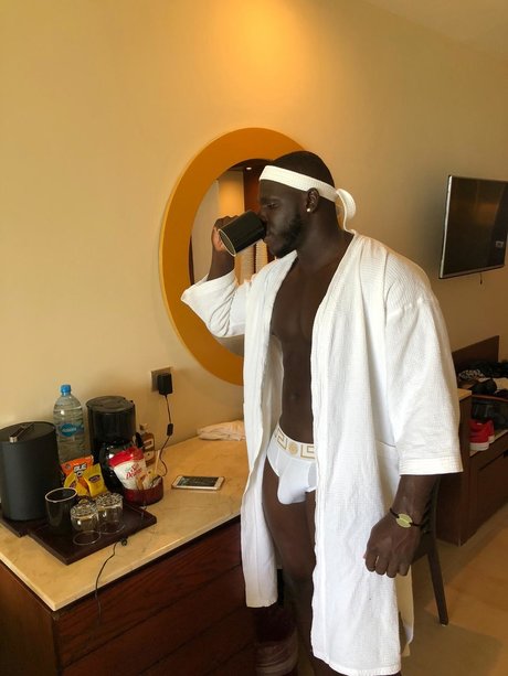 Pablo Cheleston perfect model galleries