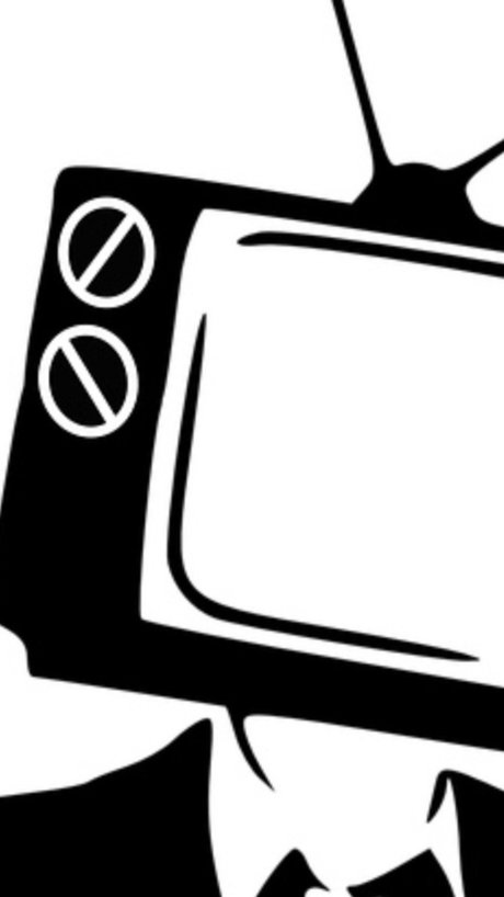 Dirty TV Girl model naked pics