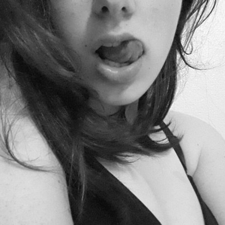 ally free actress photo