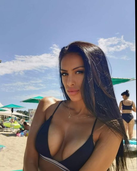 Iliyanna xxx model pic