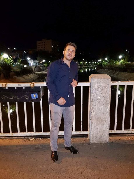 maLus free model pictures