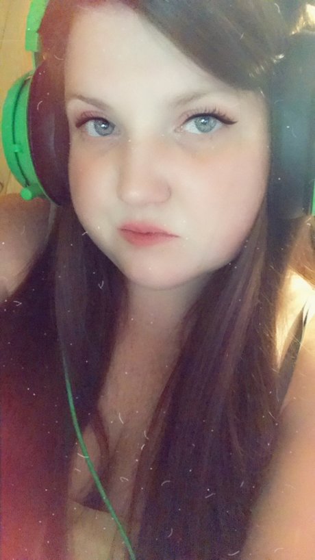 CountryKatee pornstar erotic pic