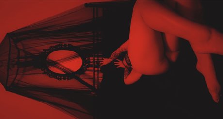 Deadly Doll pornstar perfect pictures