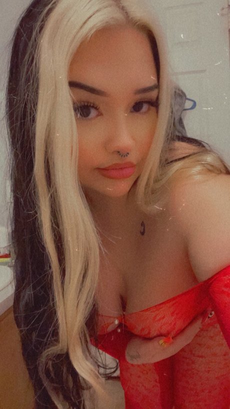 Thick booty pornographic star pic