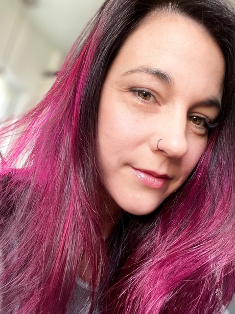 Camille Roy hd actress photos