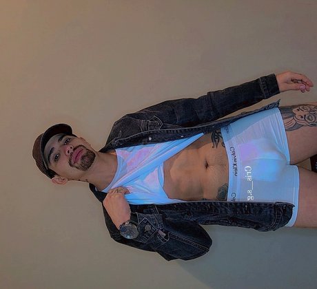 _Cris_ erotic actress photo