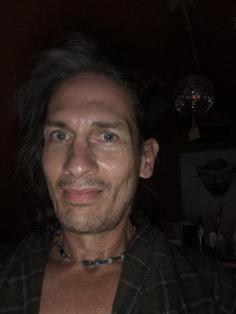 BenJamin Clinton beautiful star picture