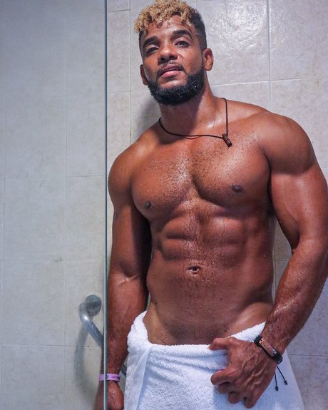 Edwynfree pornstar hot photos