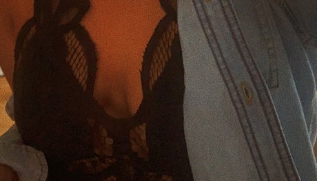 Nicole Kaye model beautiful pics