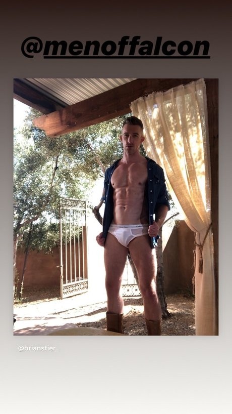 NickFittXXX pornstar naked images